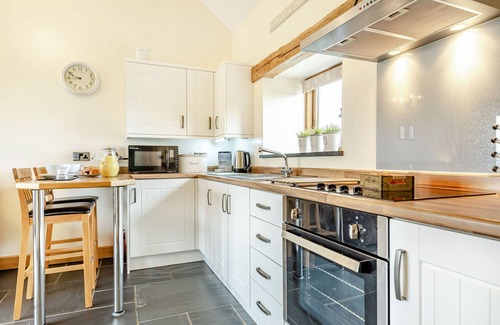 Kingswood Cottage | The Granary