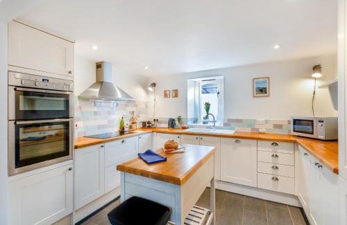 Llangaffo House | The Granary - Uk48740