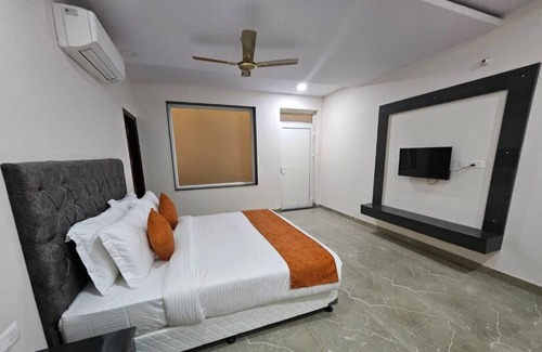 Mehandipur Hotel | The Grand Mehandipur