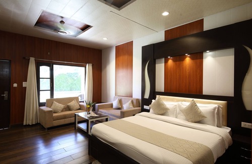 Dhunar Gaon Hotel | The Grand Shiva Resort & Spa