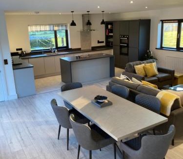 County Cork Apartment | The Grasslands Holiday Home,