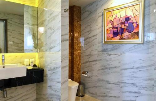 Bang Sao Thong Hotel | The Green View Hotel