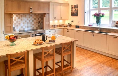 Belford Cottage | The Hall