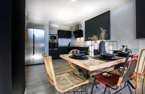 Cenizate Apartment | THE HAMLET by XUQ group (Cenizate)