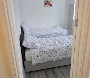 Figge's Marsh Apartment | The happy home