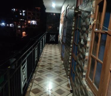 Sanjauli Apartment | The Happy House !