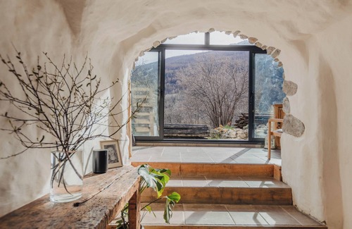 Forville Ski Chalet | The Haybarn – Boutique Catered Chalet in Serre Chevalier with Panoramic Views