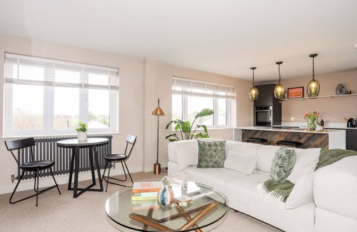 Llanfechell Cottage | THE HAYLOFT, romantic, luxury holiday cottage in Llanfechell