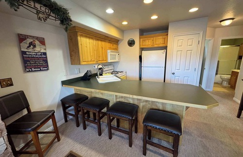 Eden Condo | The Heart of Eden Retreat Spectacular Views