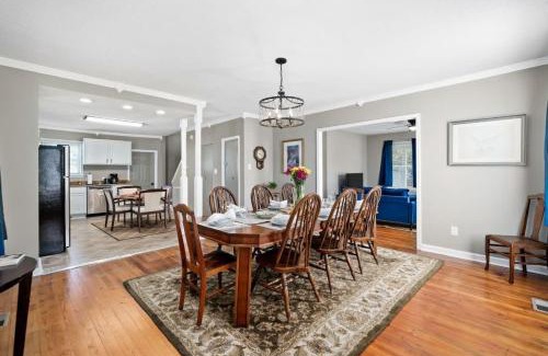 Huntsville House | The Heart of Merrimack Historic Mansion