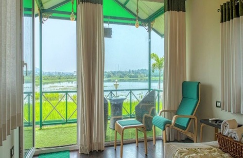 Mundhegaon Hotel | The Herb Farm