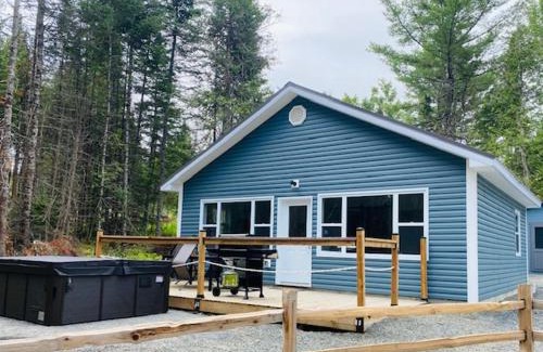 Saint Croix House | The Hideaway Cottage with Private trails