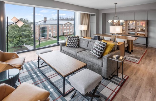 Radford Hotel | The Highlander at Radford, Tapestry Collection by Hilton
