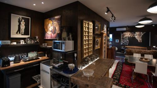 Woodbridge House | The Hill House Panorama