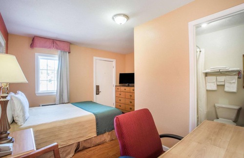 Knoxville Hotel | The Hillside Hotel