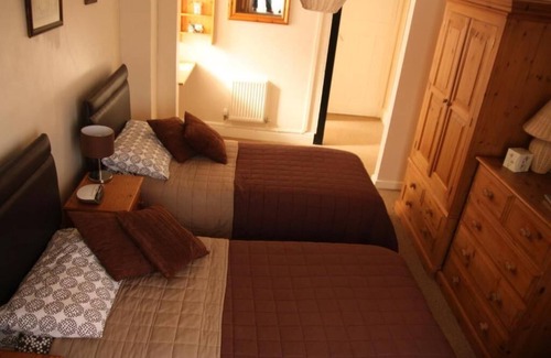 Rhayader House | The Horseshoe Guesthouse