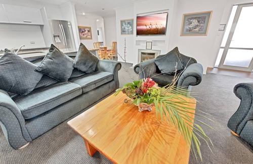 Nelson South Hotel | The Hotel Nelson