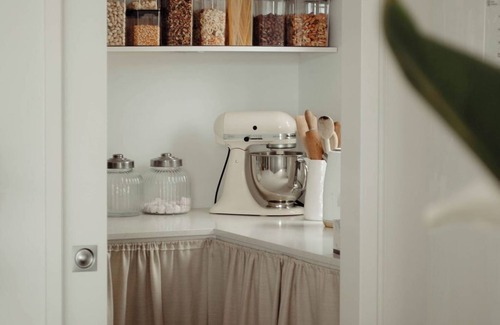 Great Bay House | The House On Bruny - 8 guests, centrally located, indoor fire, fire pit, coffee.