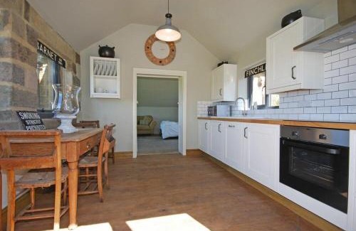 Lesbury House | The Huffy House