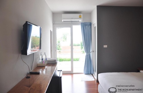 Phatthana Nikhom Apartment | The iKon Apartment