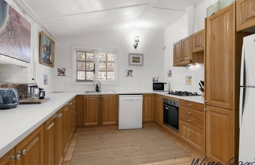 Port Willunga House | The Inn Between by Wine Coast Holidays