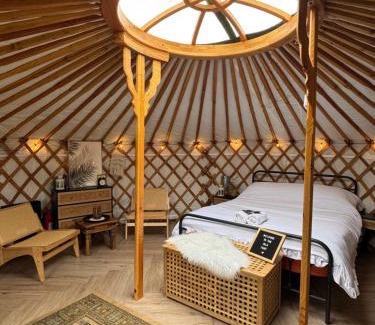 Messing Other | The Isla Yurt