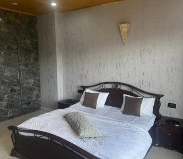 Kumarhatti Ski Chalet | The Ivyview Villa Kumarhatti Barog Near Kasauli