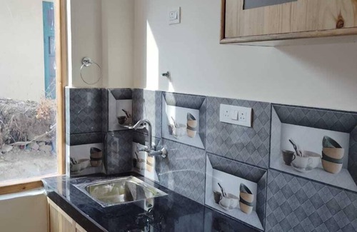 Naggar Hotel | THE KAILASHA