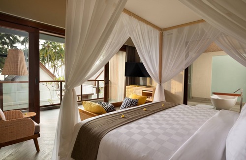 Pemenang Hotel | The Kayana Beach Lombok