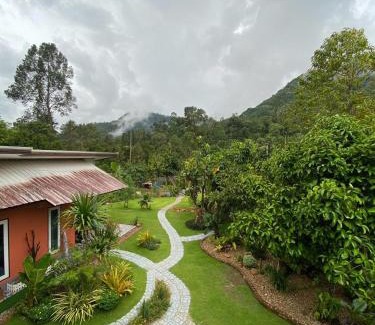 Lan Saka Resort | The Keree Resort - Kiriwong เดอะ คีรี รีสอร์ท คีรีวง