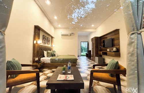 Bail Parao Hotel | The Kiaan Corbett Resort