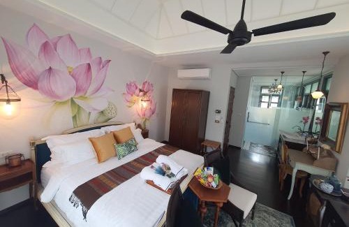 San Chao Pho Suea House | The Knight House Bangkok