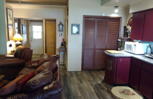 Citrus Springs House | The Lakeside River House