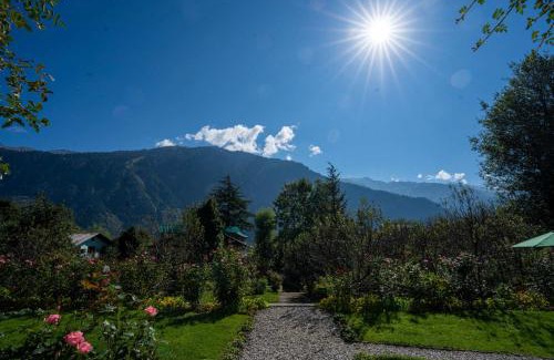 Old Manali Villa | The Lama House by VEO - Part of StayVista