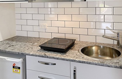 Leeton Hotel | The Leeton Heritage Motor Inn