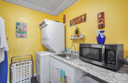 Cocoa Beach House | The Leon Lane Oasis – 5 Unique Units w/Pool, Fire Pit & Steps to the Beach