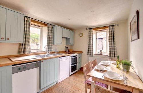 Field Dalling House | The Little Barn