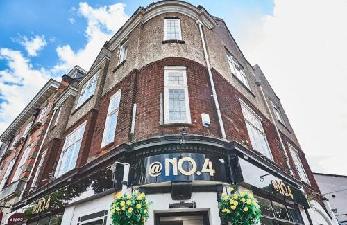 Birkdale Apartment | The Little Bear Apartment Birkdale Village