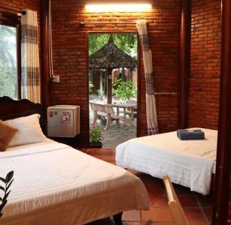 East Ham Tien Beach House | The Little Garden Mui Ne Homestay