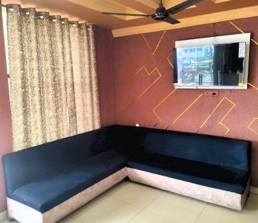 Dwaraka Nagar Hotel | THE LIVIN Residency