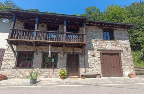 Los Tojos House | The living mountain - SAJA - CASONA RURAL