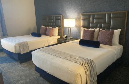 Corning Hotel | The Lodge at Rolling Hills Casino