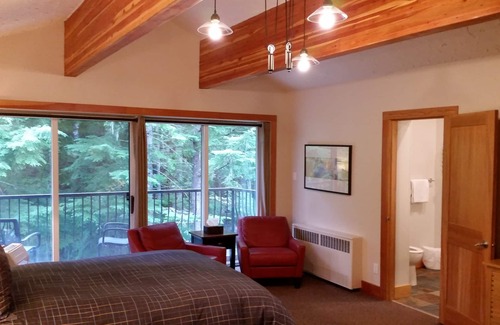 Terrace Cabin | The Lodge at Skeena Landing