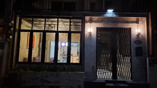 Ban Mai Resort | The Loft House Muangthong