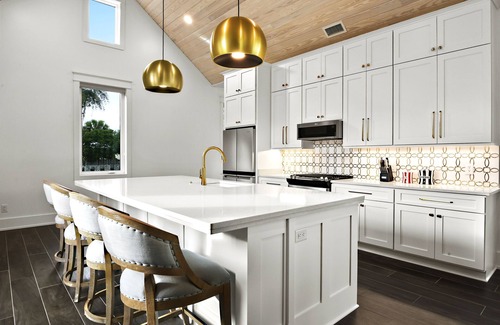 Bay St Louis House | The Luxe on Main is an Ultra-Modern, Trendy New Construction in Downtown BSL.