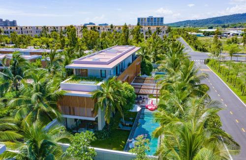Long Beach Villa | The Luxury Villa Phu Quoc