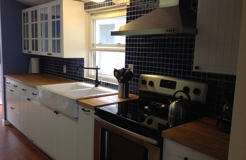 Lakeview Cottage | The Madison Cottage-Lakefront Getaways