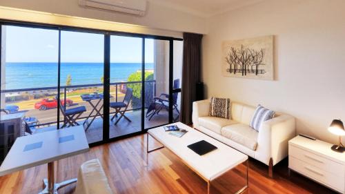 Penguin Hotel | The Madsen Boutique Hotel