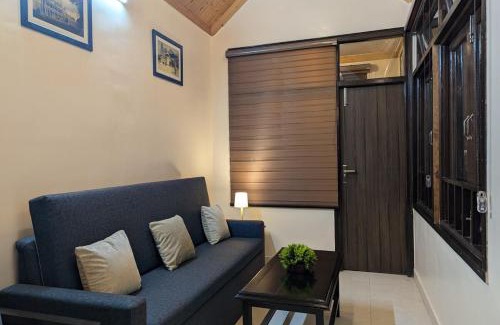 Bemloi Apartment | The Mall Ethos - On Mall Road - Kitchen - Sleeps 4