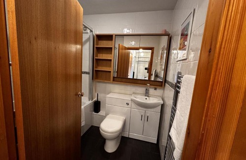Inverkeithing House | The Maltings Retreat